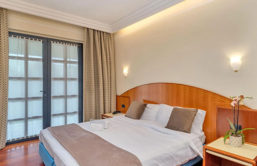 B&B Hotels Hotel Prestige Ornago-1